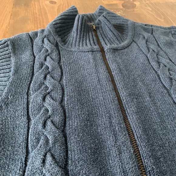 Pendleton Cable Knit Full-zip Vest - Picture 3 of 5